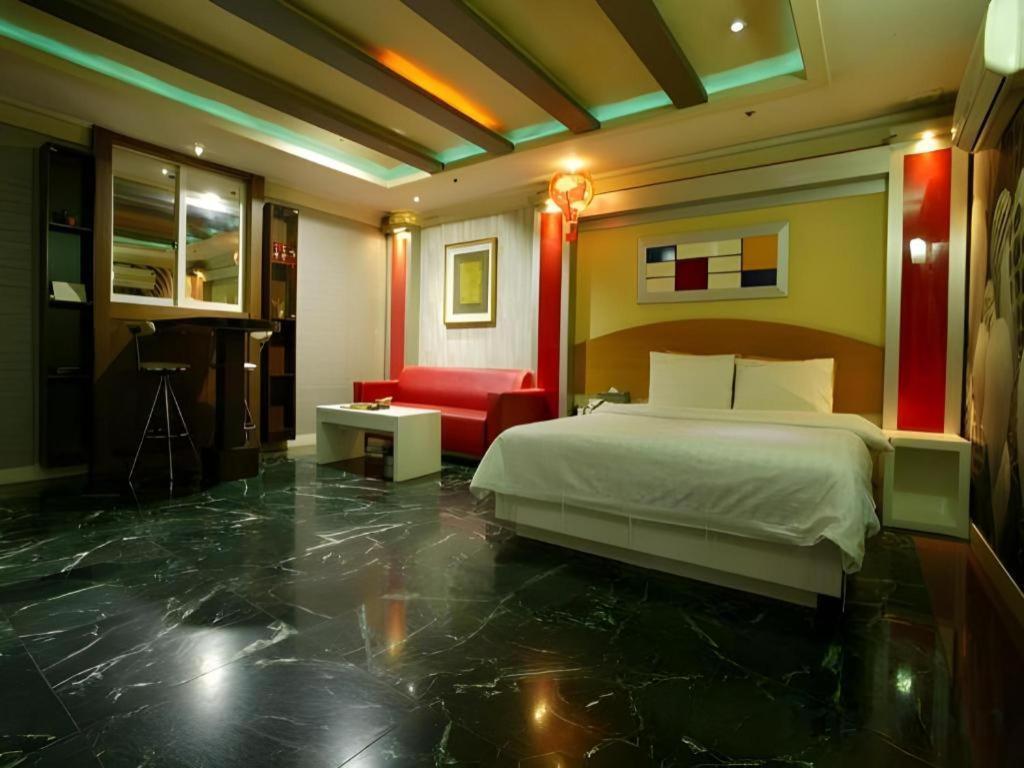 Hotel Head-One Idzsongbu Kültér fotó